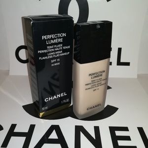 Chanel Perfection Lumiere 20 Beige 50ml